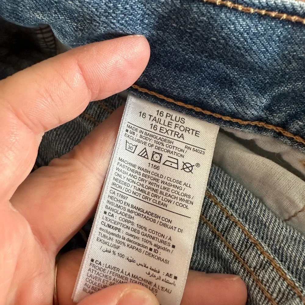 Girls Old Navy Jean shorts 16 plus